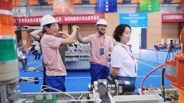 火到联合国、还被“带上天” 鲁班锁到底是种什么玩具？(图6)