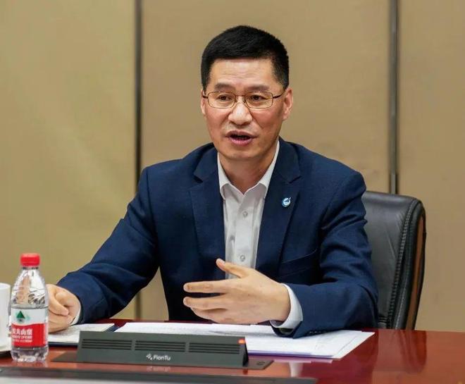 航空工业党组副书记、总经理郝照平会见上海电气党委书记、董事长吴磊(图2)