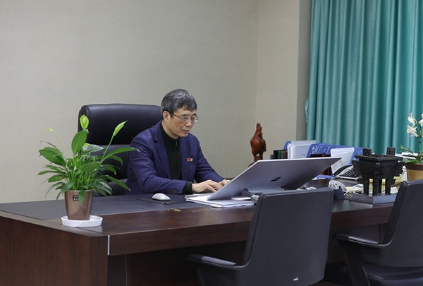 访中国工程院院士罗安：科技自立自强之院士说科学家的梦想就是科研报国(图1)