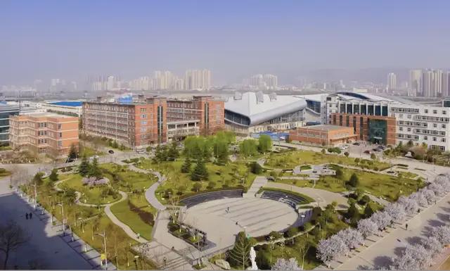 它是中国第一个“文理学院”却为更名“大学”奋斗13年(图12)