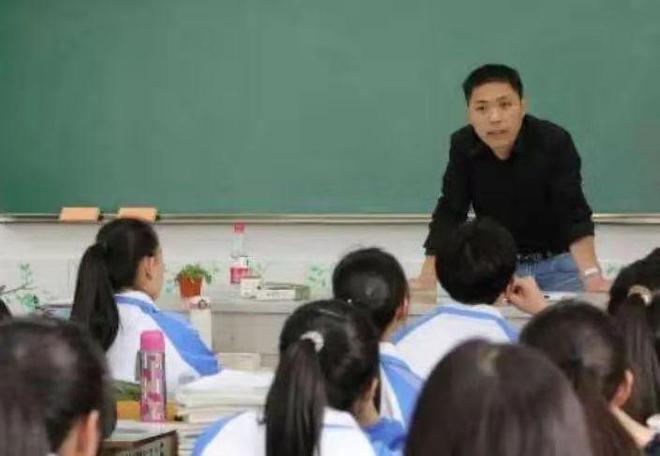 回顾高考疯子吴善柳：10年一直高考考上北大都不去必须上清华(图18)