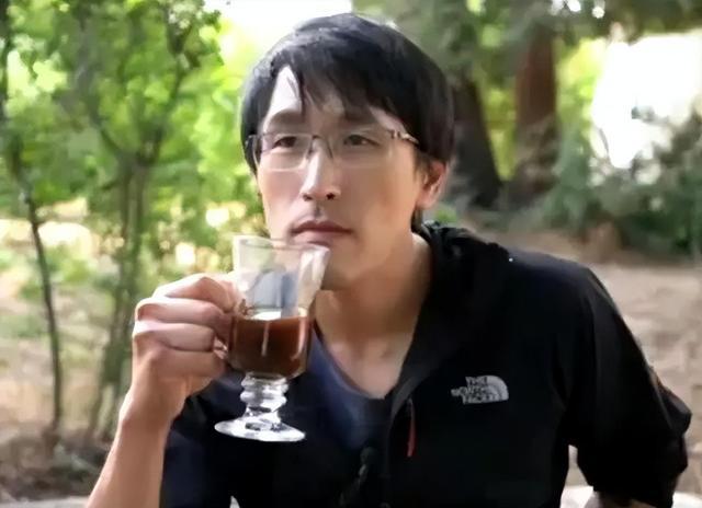 回顾高考状元陈勤：美国梦破碎后从高楼一跃而下宁死不肯回国？(图17)