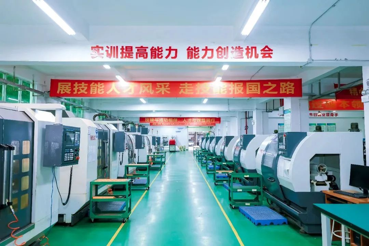 技行天下智造未来丨宝山技工学校先进制造系欢迎您!(图3)