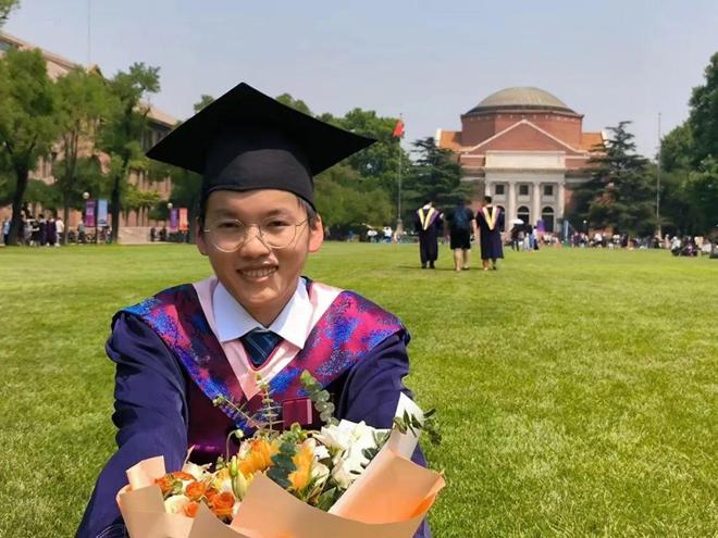 2019年搬砖小伙林万东：高考713分被嘲上清华也没用如今怎样(图15)