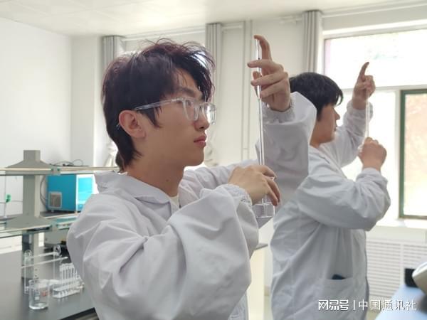 “凤栖夏都 聚宁圆梦”人才一线巡礼——引育留用并举 打造人才“智慧引擎”(图2)