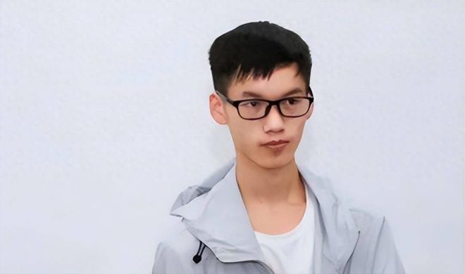 “搬砖小伙”林万东：713分考上清华被嘲无用5年过去近况如何？(图6)