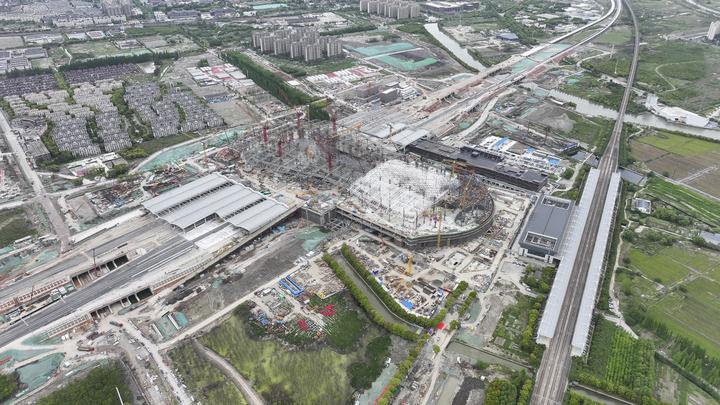 扩大有效投资夯实经济硬支撑——当前抓改革促发展观察之三(图2)